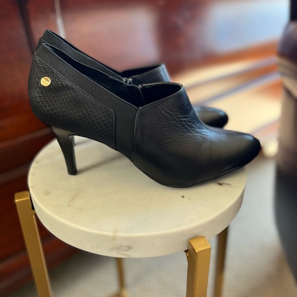 DESIGNER LEATHER 3”HEELED BOOTIES - Picture 3 of 9